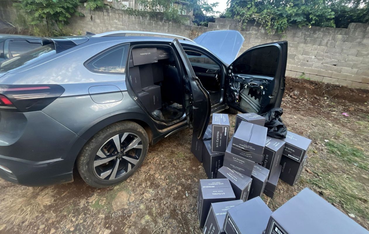 Dois homens são presos com 600 caixas de vinhos estrangeiros próximo à fronteira com a Argentina