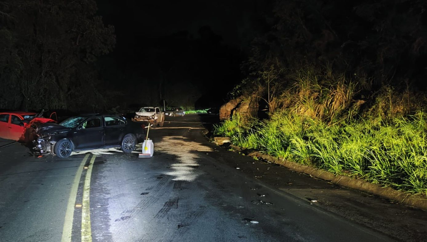 Acidente grave deixa um morto e dois feridos durante a madrugada