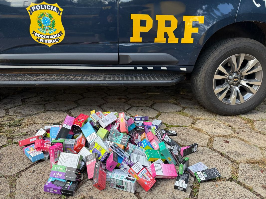 PRF apreende medicamentos e cigarros eletrônicos importados ilegalmente em Chapecó