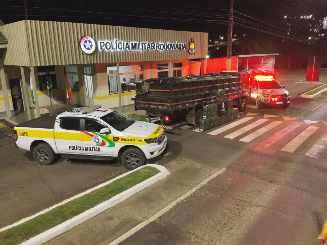 Operação conjunta apreende cerca de 100 mil maços de cigarros contrabandeados em Itapiranga