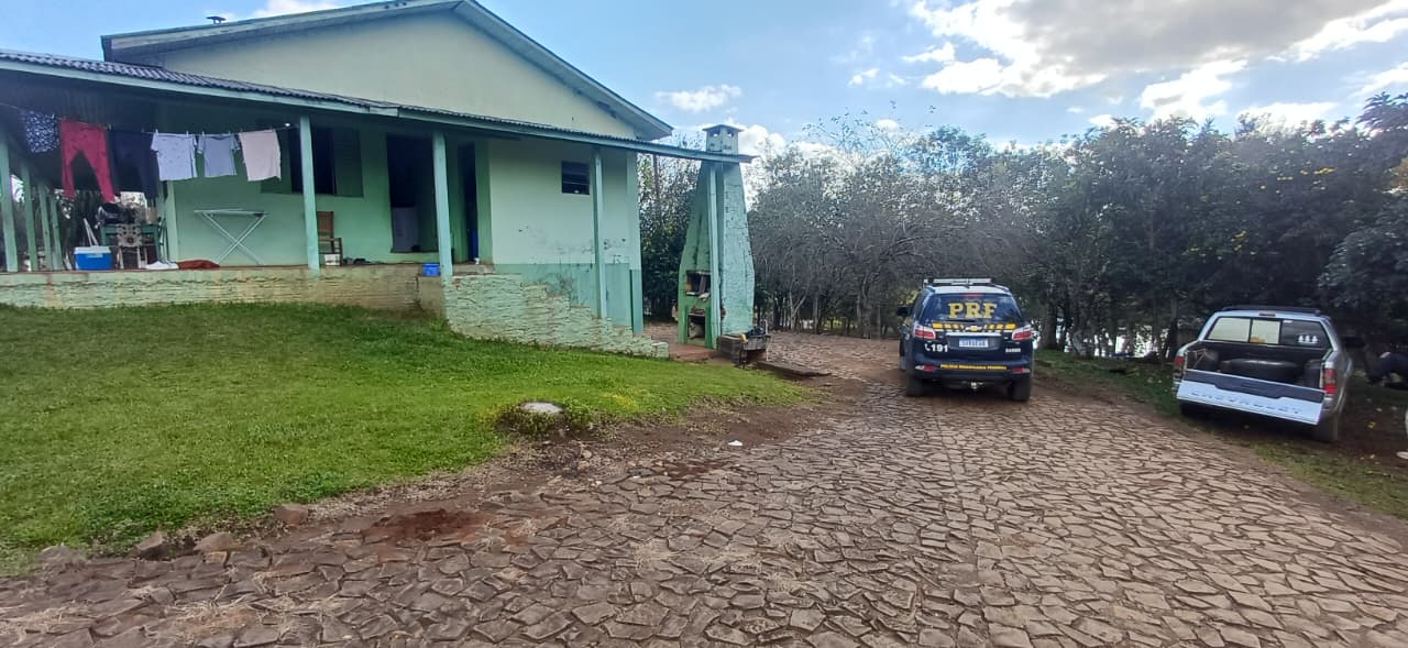 VÍDEO: câmera flagra acidente na BR-282 e motorista embriagado é preso após fugir em Xaxim