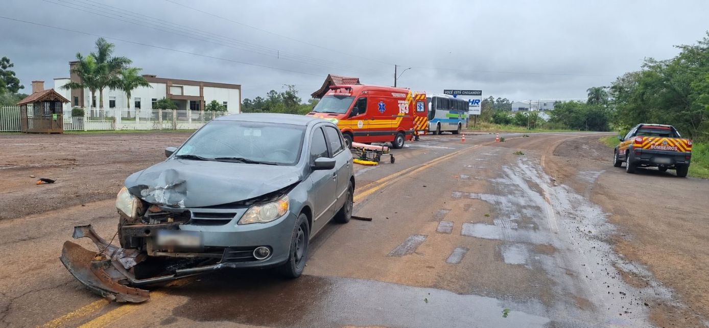 Motociclista fica ferido e é levado ao hospital após colisão na SC-163 no Oeste 