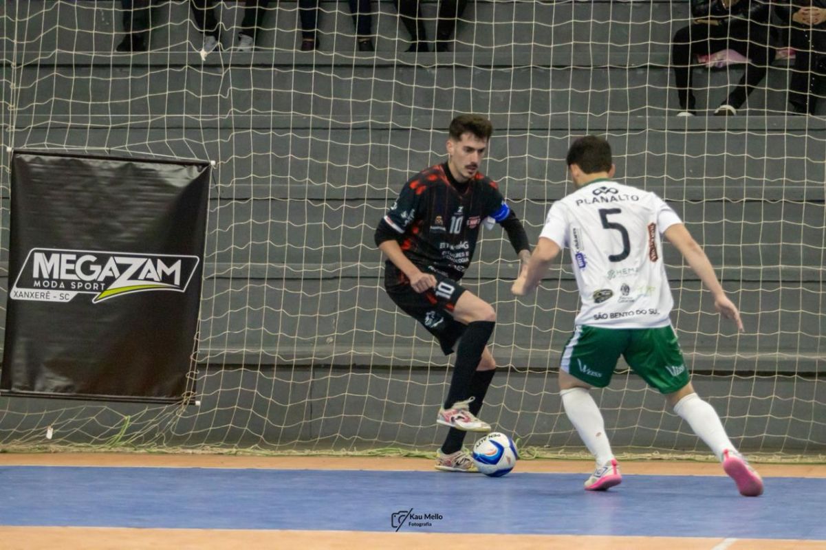 VÍDEO: Xanxerê Alpha Futsal estreia com empate diante do São Bento na Série Bronze do Catarinense