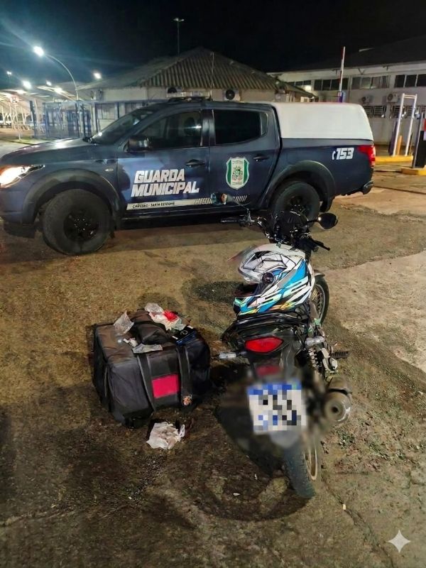 Guarda Municipal apreende drogas e conduz suspeito por tráfico durante fiscalização em Chapecó