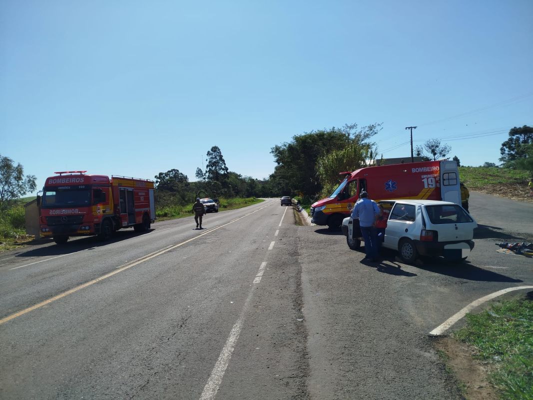 Colisão entre dois carros deixa duas mulheres feridas na SC-157, no Oeste