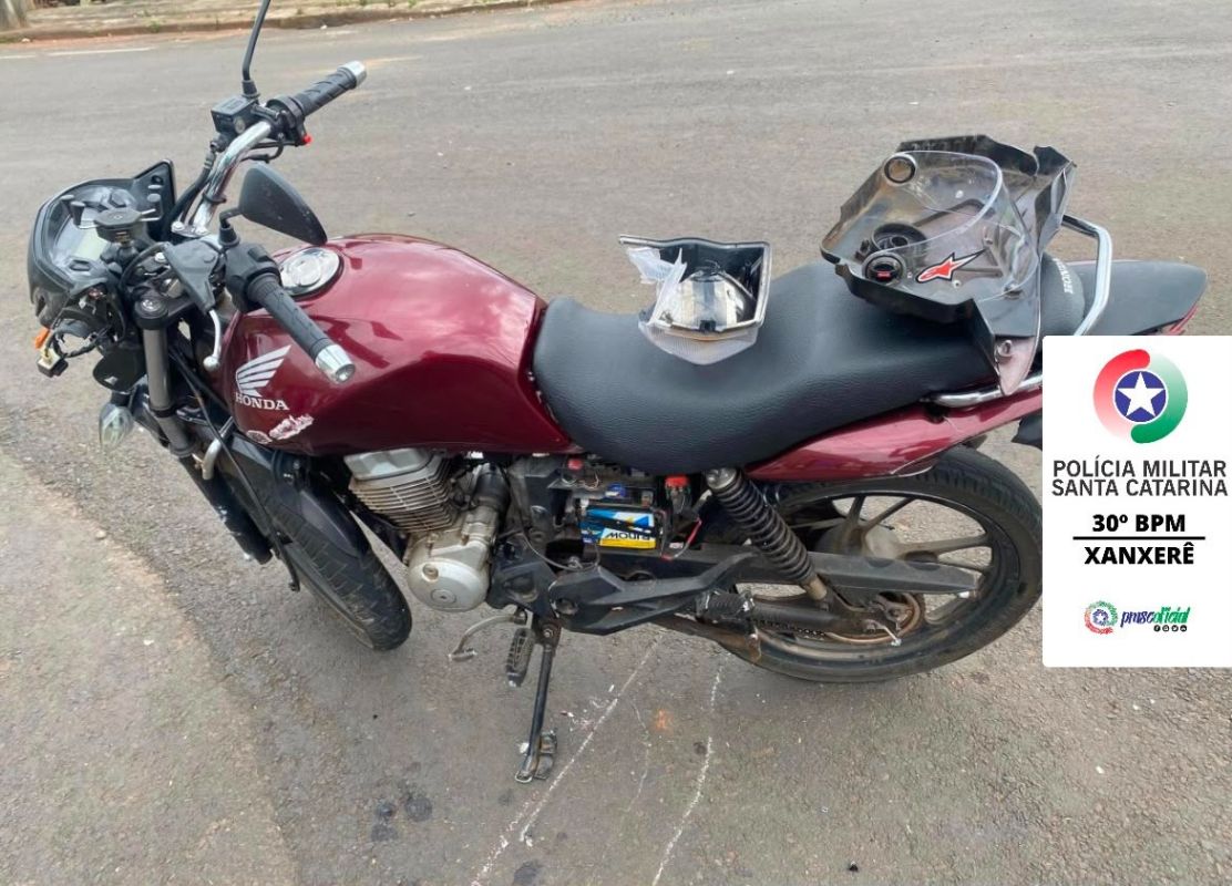 Motociclista de 19 anos fica ferido após colisão com Fiat Strada em Xanxerê
