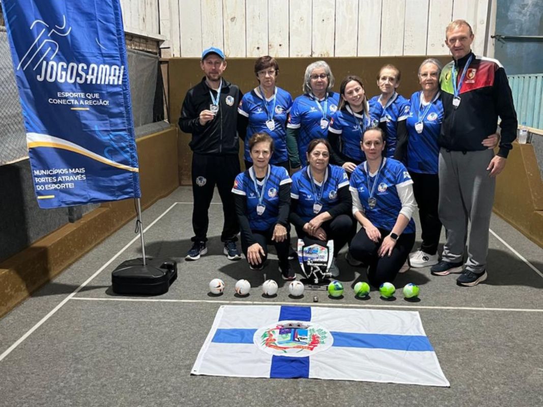 Faxinal dos Guedes conquista vice-campeonato na Bocha Feminina dos Jogos AMAI