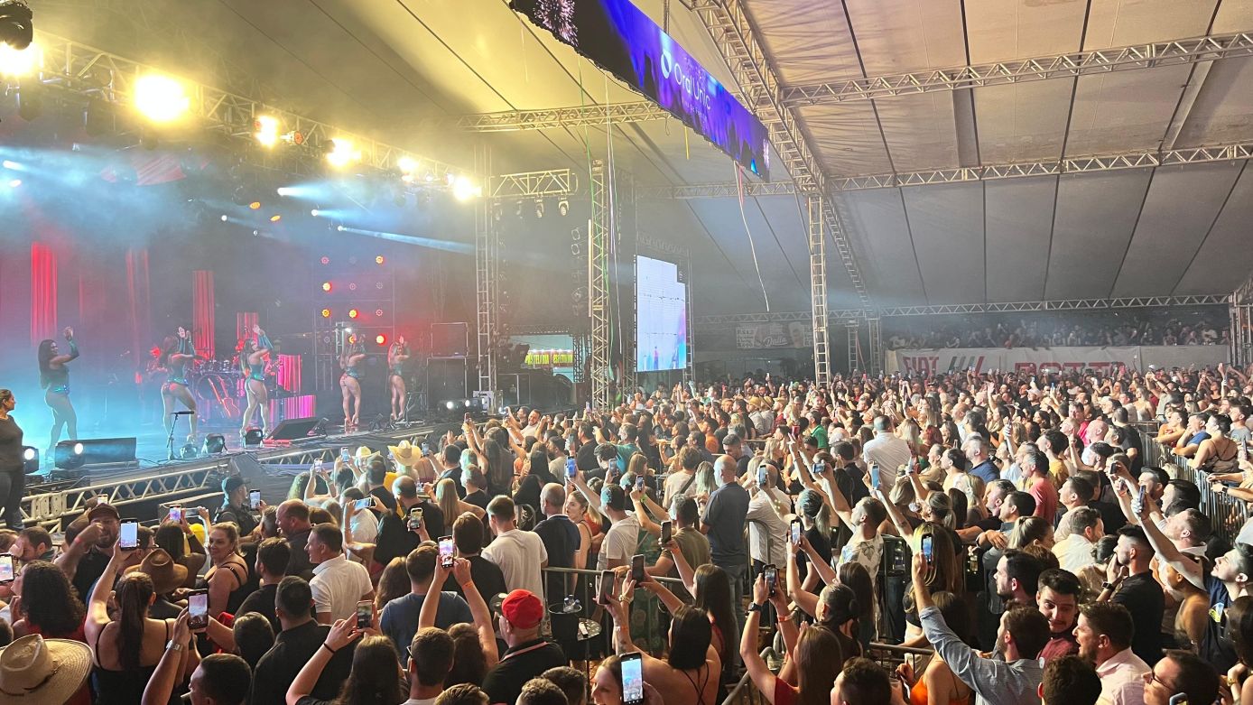 Mais de 30 mil pessoas estiveram no penúltimo dia da ExpoFemi