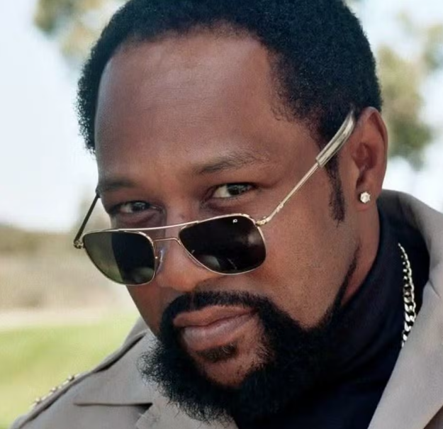 Morre Victor Willis, vocalista e fundador do Village People, aos 74 anos