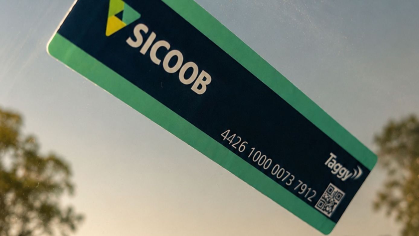 VÍDEO: o sonho do seu carro novo começa no Sicoob Credimoc! 