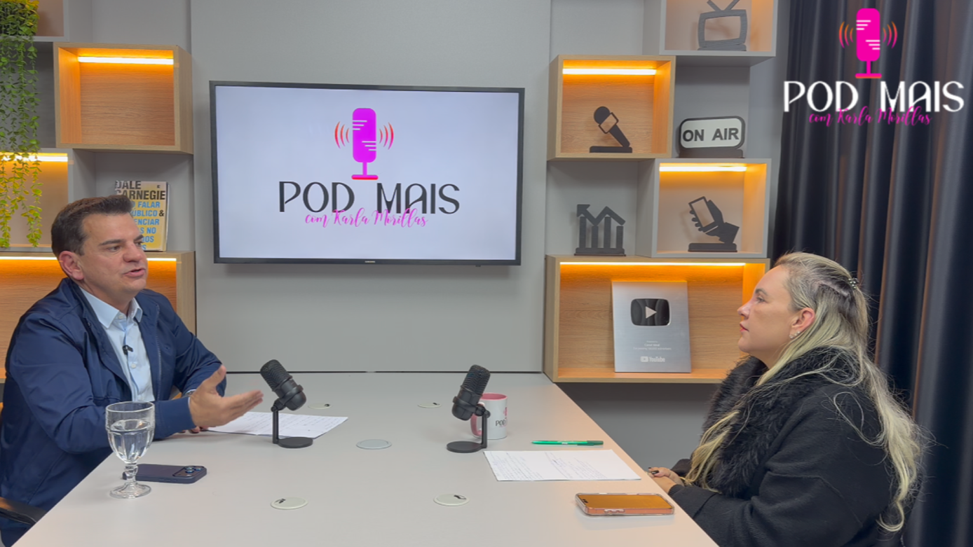  VÍDEO: PodMais da Karla Morillas traz conversa com Fernando Calfas