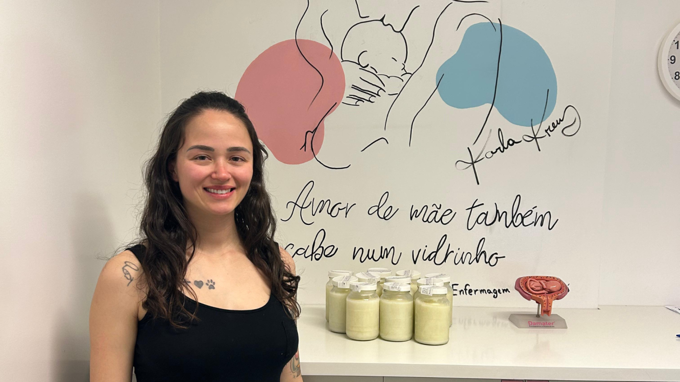 VÍDEO: bombeira que atua em Xanxerê atinge a marca de 100 litros de leite materno doados