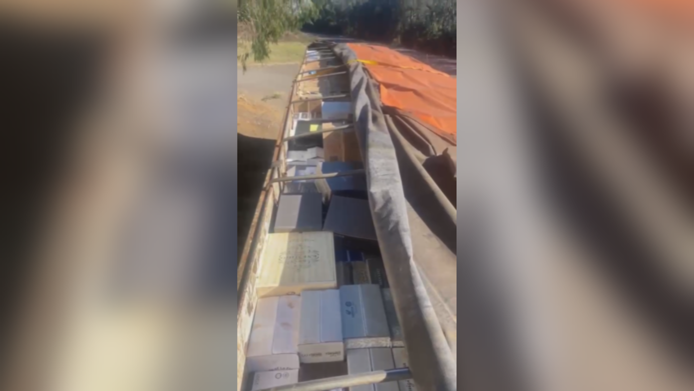PMRv apreende carga de cigarros contrabandeados e vinhos sem nota fiscal avaliada em mais de R$ 2 milhões em Irani