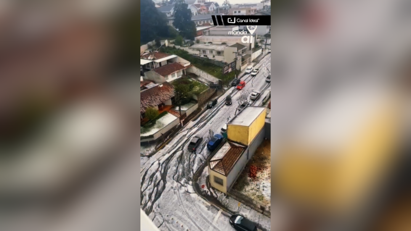VÍDEO: granizo cobre rua e chama atenção após temporal no Alto de Mafra