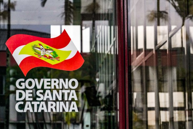 Estado Santa De Catarina Autoriza Concurso Público Para 2297 Vagas E Nomeação De 796 Servidores 