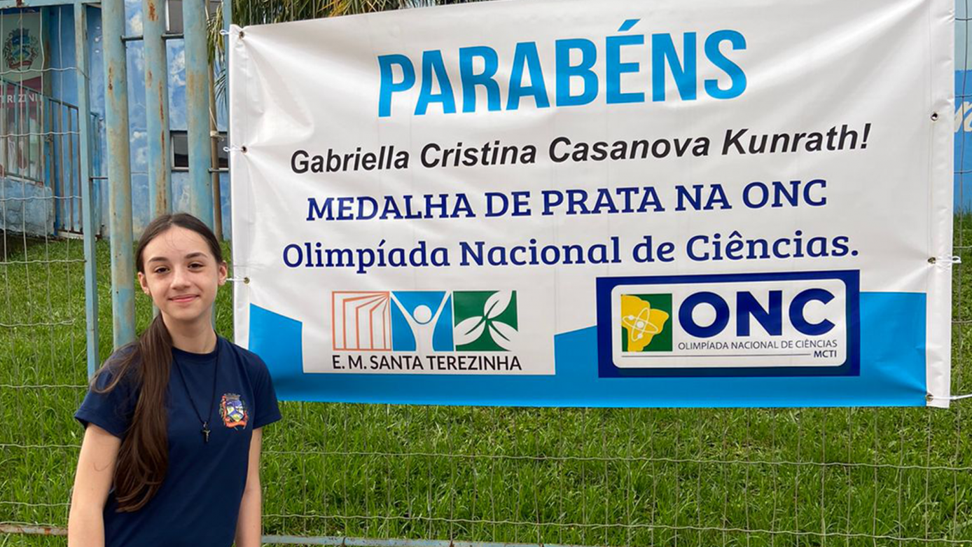 Estudante de Faxinal dos Guedes conquista medalha de prata na Olimpíada Nacional de Ciências