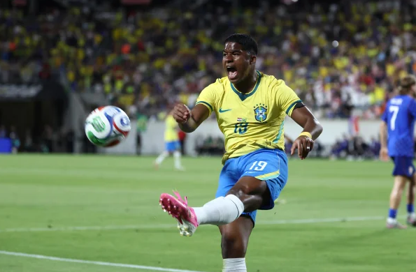 Ancelotti convoca 26 jogadores para iniciar novo ciclo da Seleção Brasileira