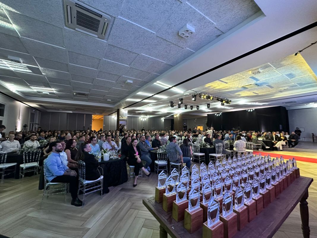 VÍDEO: Confira como foi a premiação do Movimento Econômico em Xanxerê