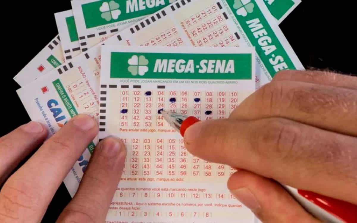 Mega-Sena não tem ganhador; prêmio acumula e vai a R$ 6 milhões