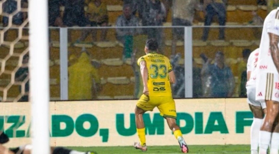 Internacional perde para o Mirassol por 2 a 0 e segue na zona de rebaixamento